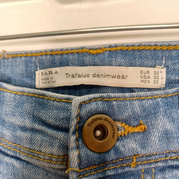 Zara Trafaluc SZ 00 High Rise Raw Fringe Hem Jeans - Picture 5 of 7
